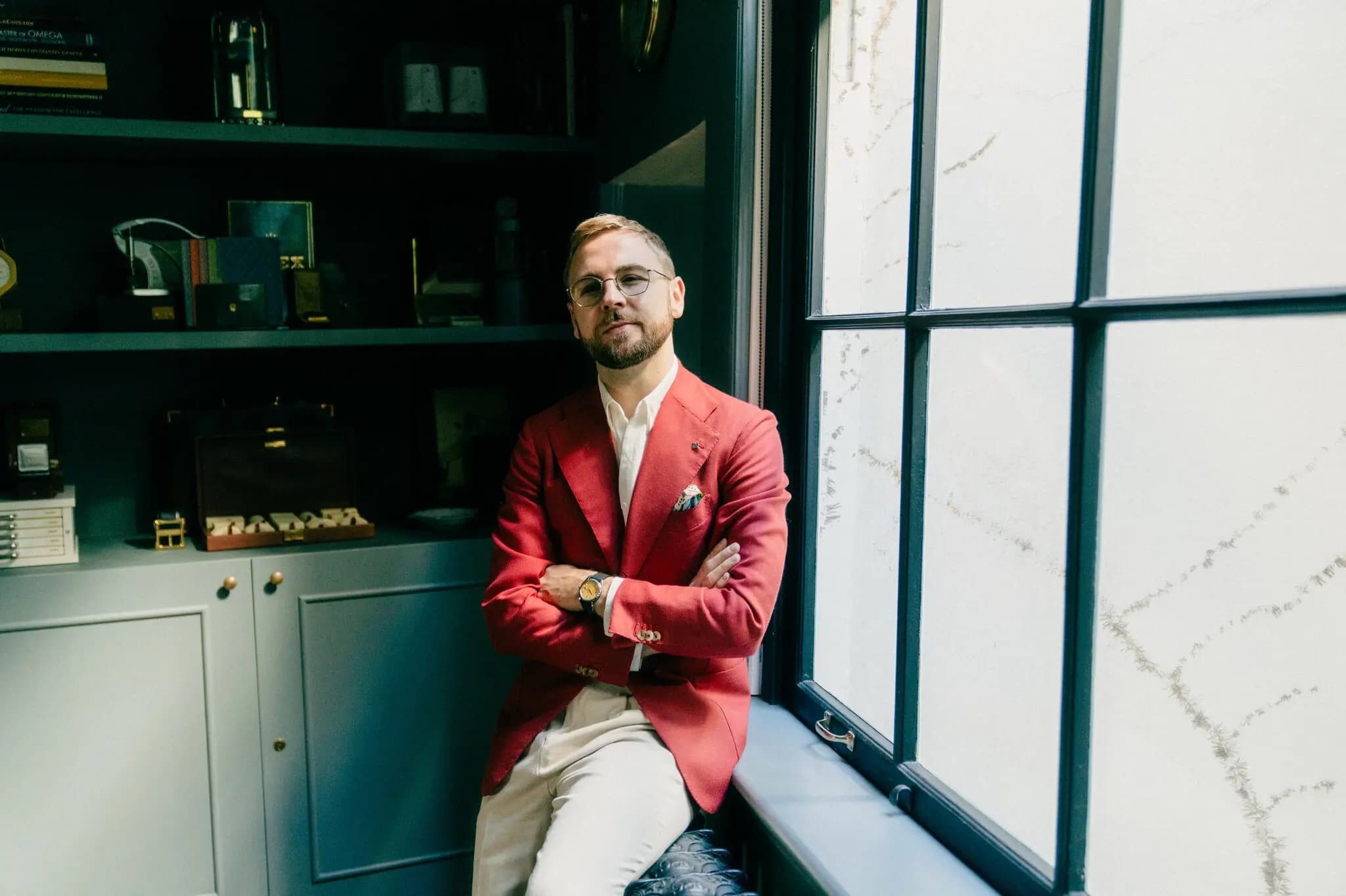 Cover image for A Serial Number Could Be Key to Finding a Stolen Watch on The New York Times